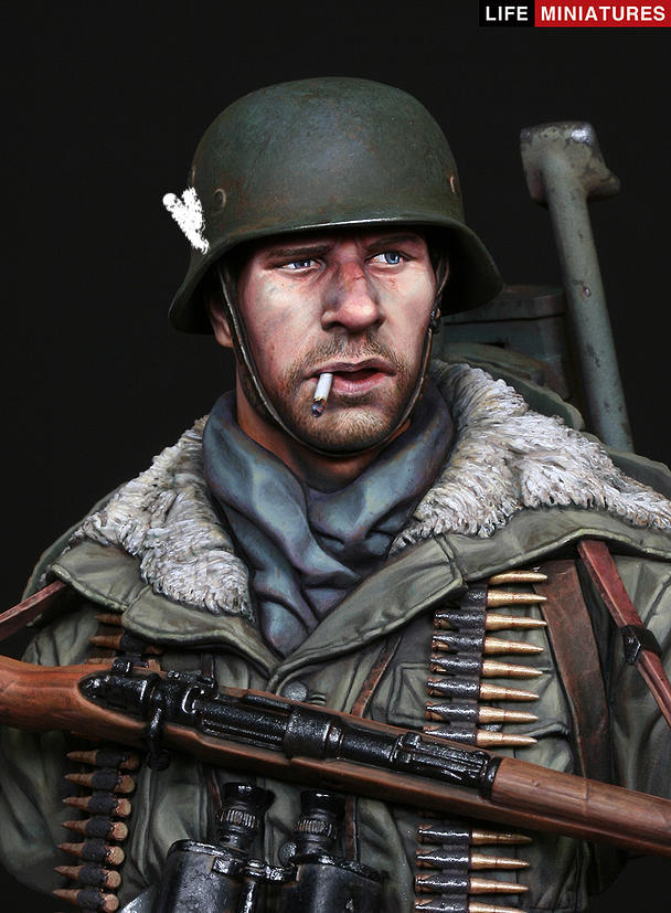 Life miniatures MG42 Tripod Carrier, Totenkopf Division, Kharkov 1943 BUST