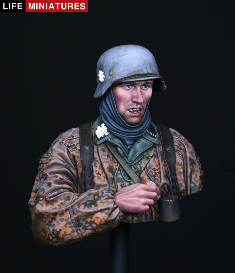 Life Waffen-SS Infantryman, Ardennes 1944 Bust