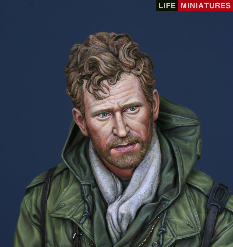 Life miniatures War photographer, Vietnam war 1971 BUST