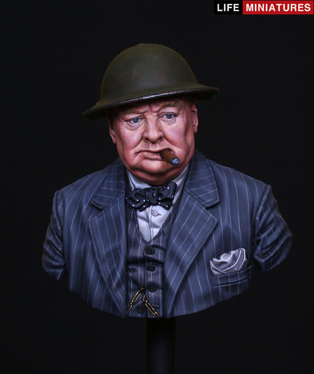 Life miniatures "Never Surrender" British Prime Minister Winston Churchill BUST