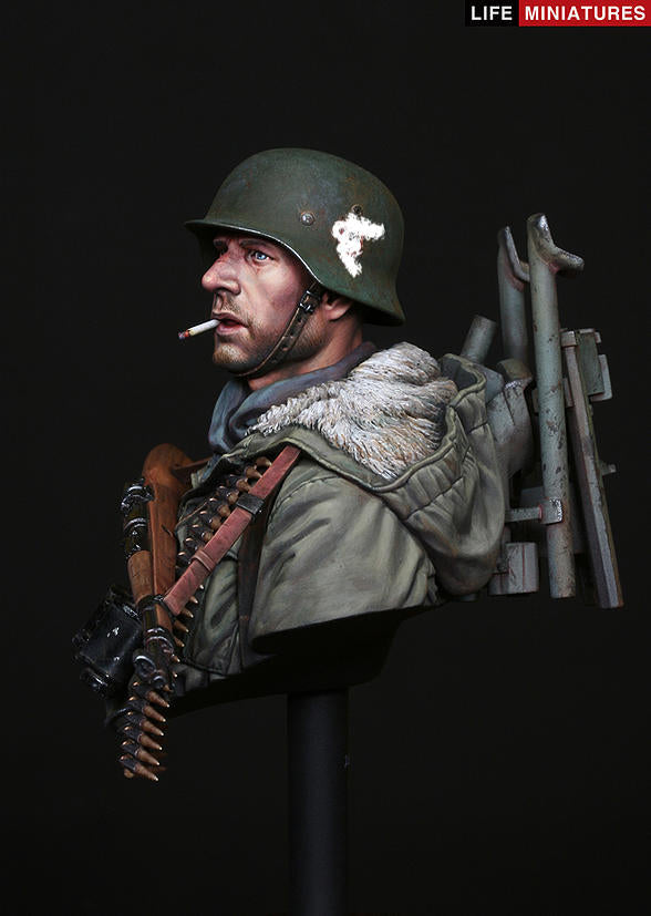 Life miniatures MG42 Tripod Carrier, Totenkopf Division, Kharkov 1943 BUST