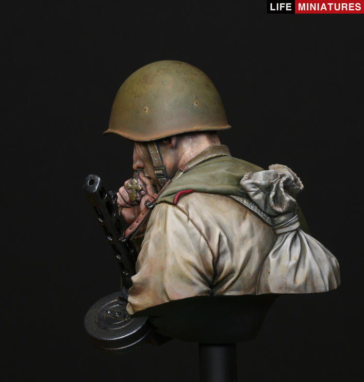 Life miniatures 'On The Edge of No Man's Land' WW2 Young Red Army Infantryman, Battle of Kursk BUST