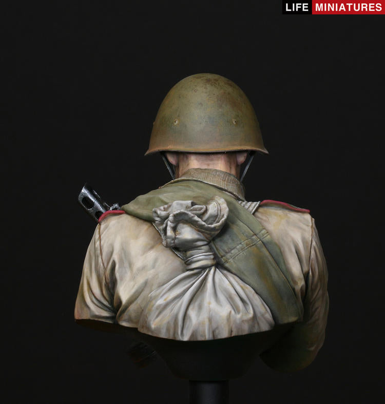 Life miniatures 'On The Edge of No Man's Land' WW2 Young Red Army Infantryman, Battle of Kursk BUST