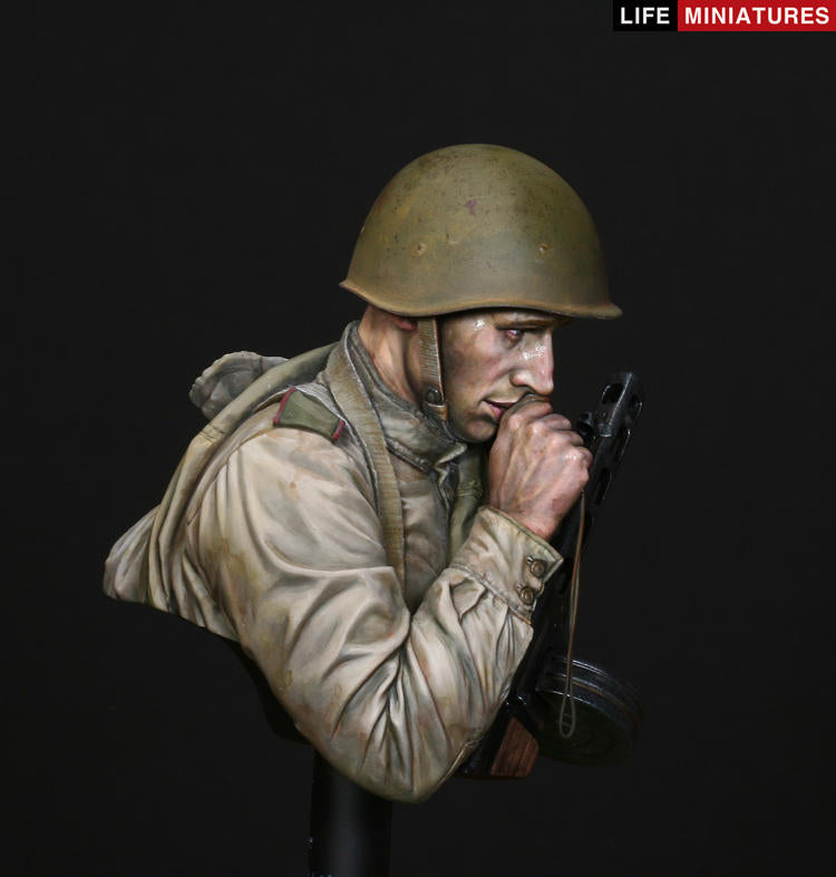 Life miniatures 'On The Edge of No Man's Land' WW2 Young Red Army Infantryman, Battle of Kursk BUST