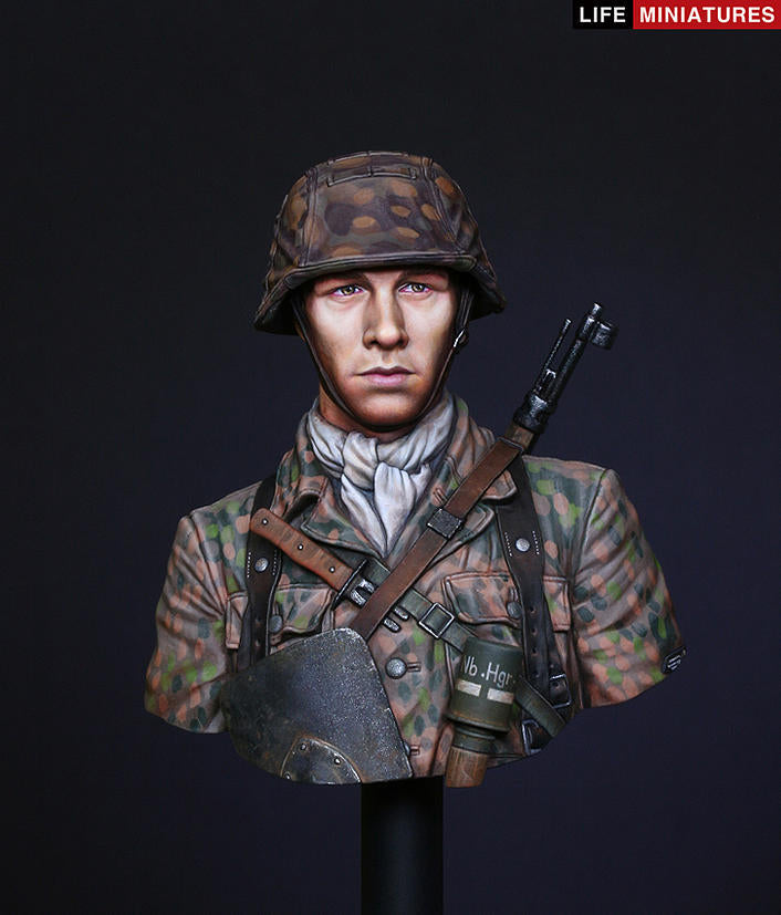 Life miniatures 12th SS Panzer Division 'Hitlerjugend' Normandy 1944 BUST