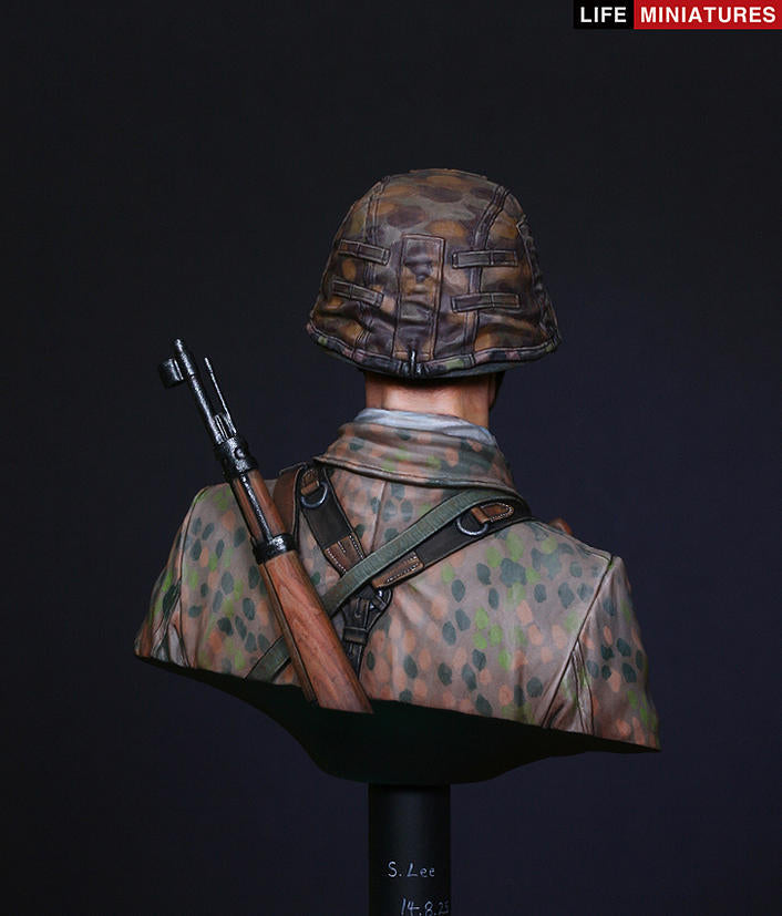 Life miniatures 12th SS Panzer Division 'Hitlerjugend' Normandy 1944 BUST