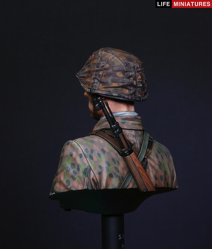 Life miniatures 12th SS Panzer Division 'Hitlerjugend' Normandy 1944 BUST