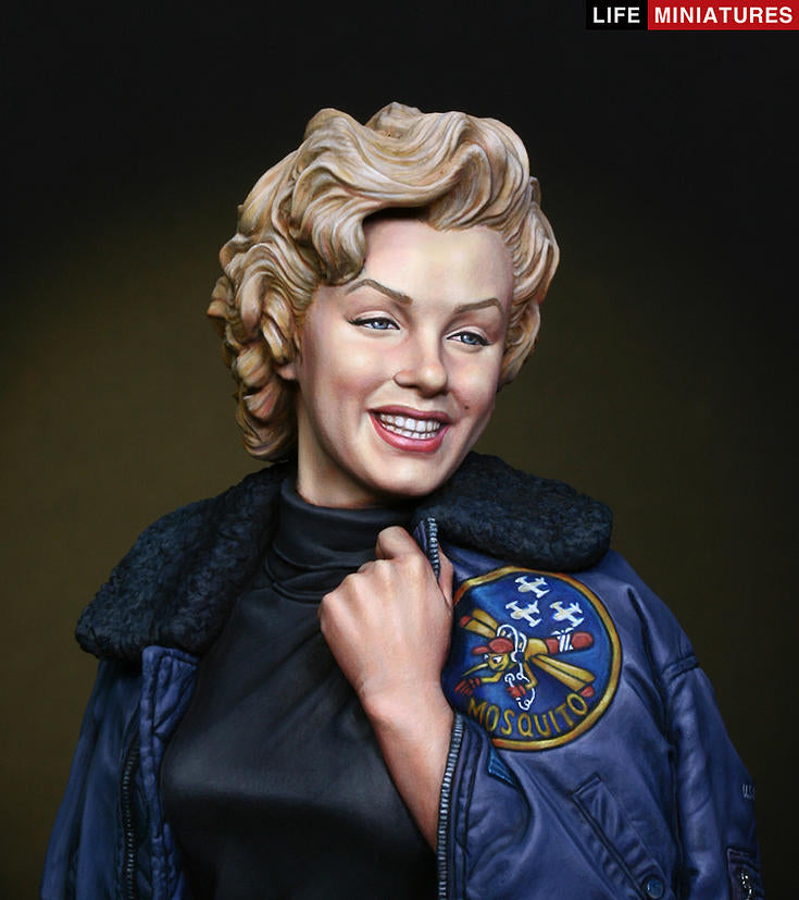 Life miniatures 'Bye Bye Baby' Marilyn Monroe in Korea for her USO tour 1954 BUST