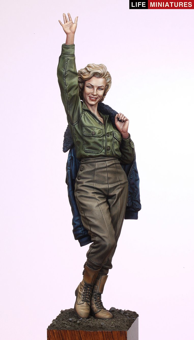 Life miniatures Marilyn Monroe in Korea for her USO tour 1954 1/35