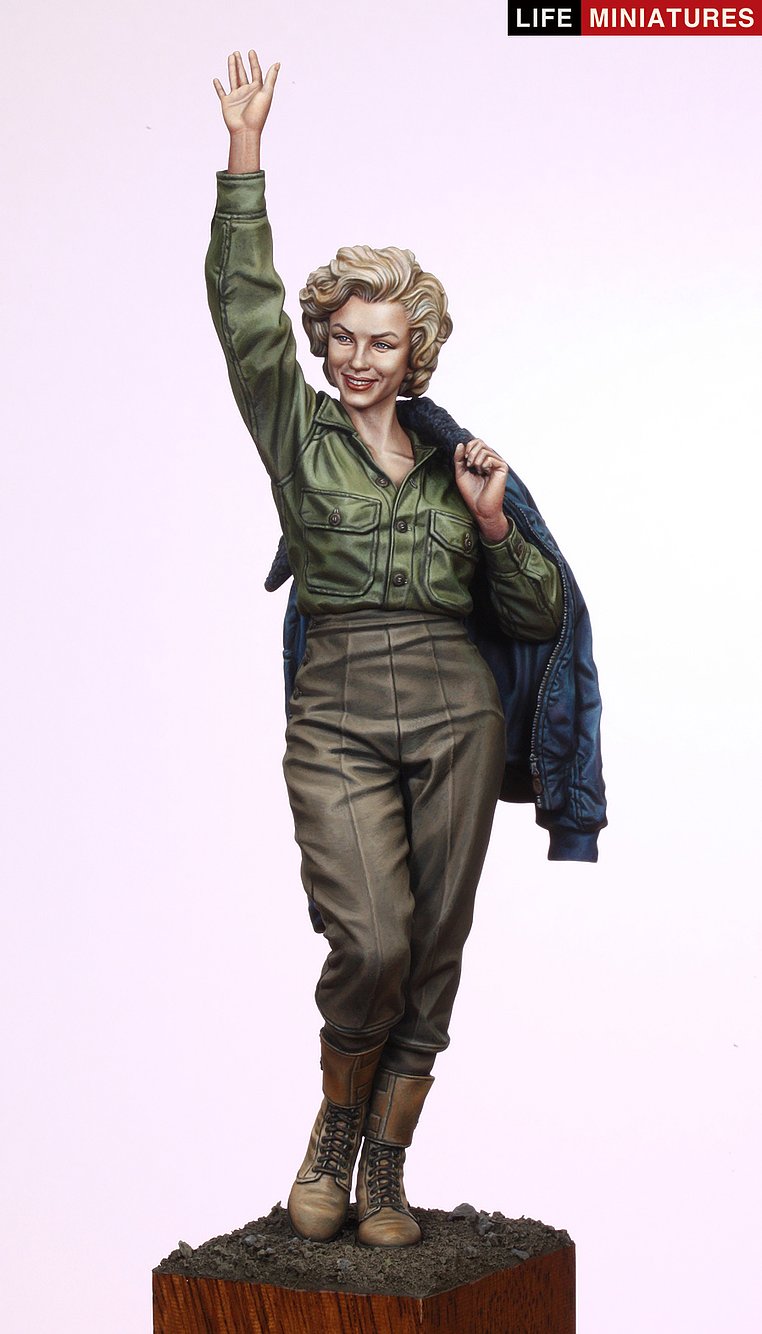 Life miniatures Marilyn Monroe in Korea for her USO tour 1954 1/16