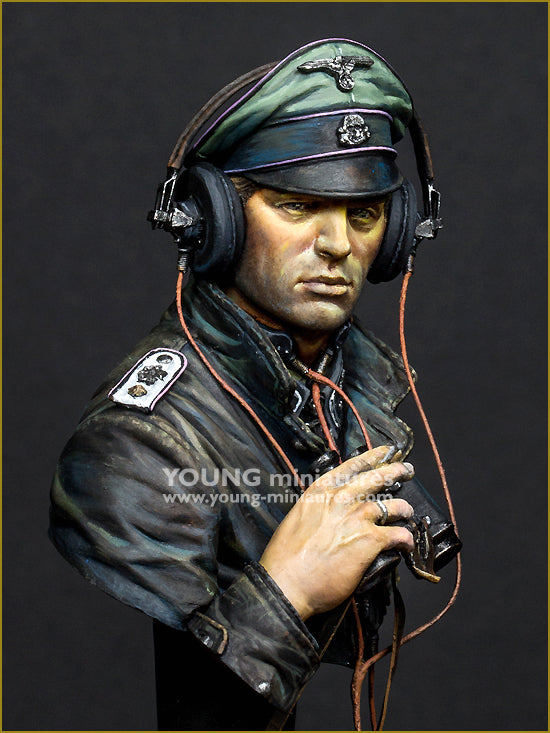 Young Miniatures SS Panzer Commander Normandie 1944  1/10 Bust Resin YM1876  BUST