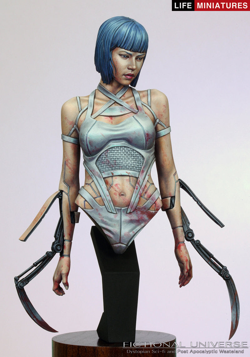 Life miniatures VIOLENCE UNDER THE SKIN BUST