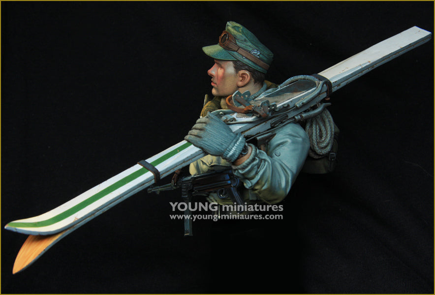 Young Miniatures WWII German Ski Jäger  1/10 Bust Resin YM1896 BUST