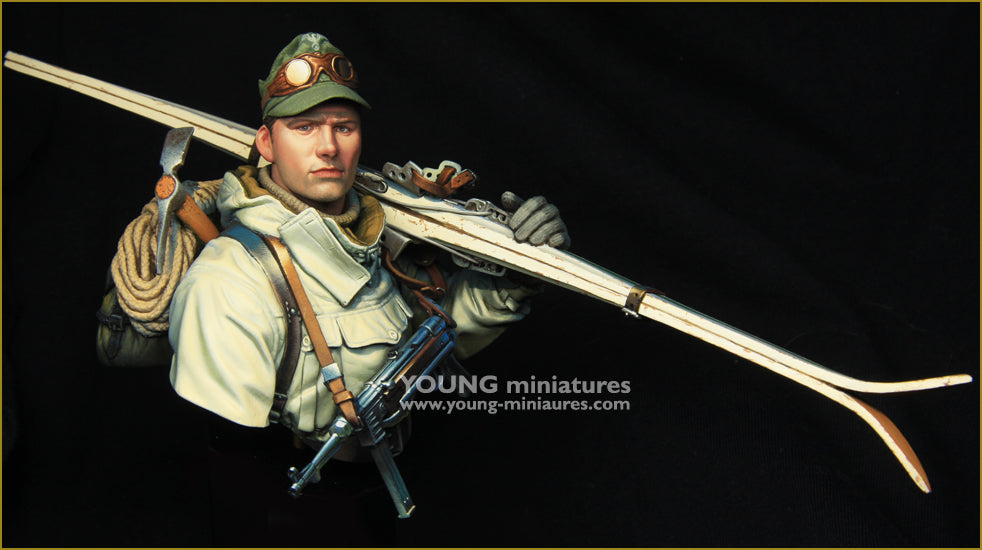 Young Miniatures WWII German Ski Jäger  1/10 Bust Resin YM1896 BUST