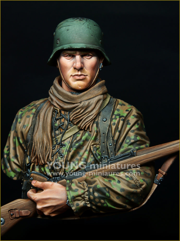 Young Miniatures Young German Infantryman WWII  1/10 Bust Resin YM18101 BUST