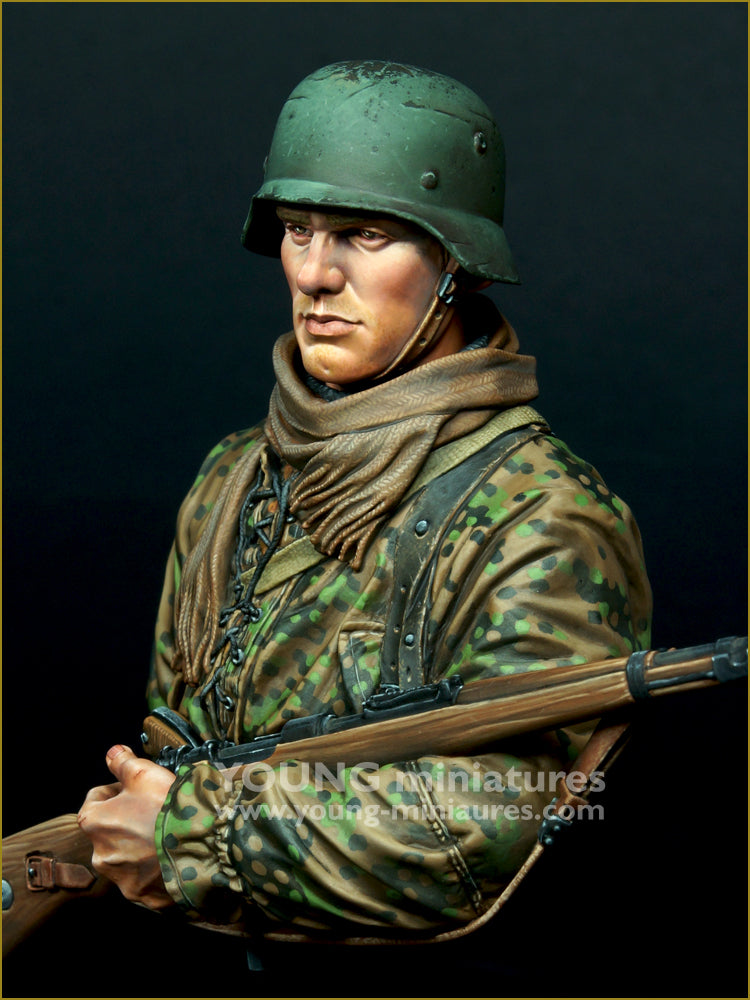 Young Miniatures Young German Infantryman WWII  1/10 Bust Resin YM18101 BUST
