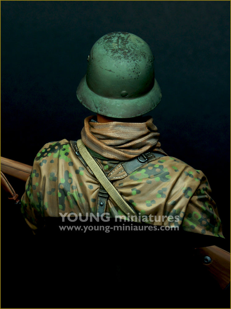 Young Miniatures Young German Infantryman WWII  1/10 Bust Resin YM18101 BUST