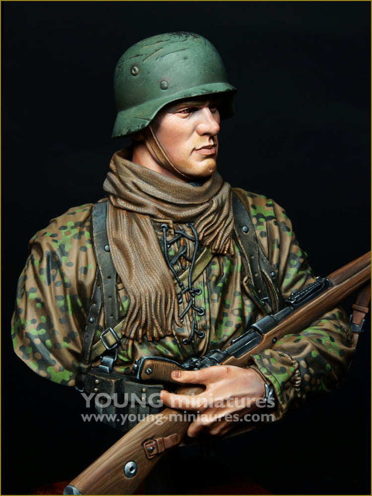 Young Miniatures Young German Infantryman WWII  1/10 Bust Resin YM18101 BUST