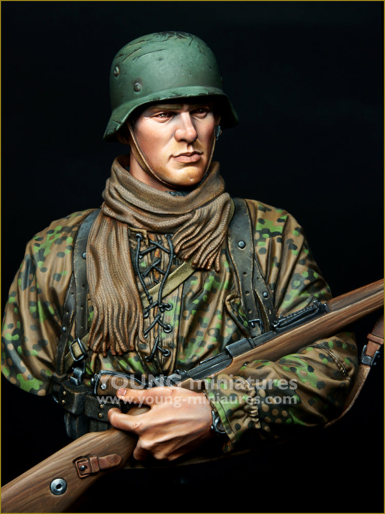 Young Miniatures Young German Infantryman WWII  1/10 Bust Resin YM18101 BUST