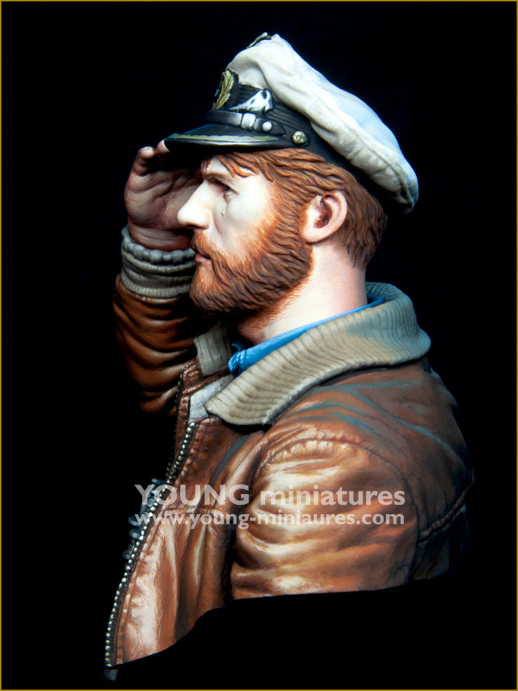 Young Miniatures U-Boat Officer WWII - "Der Heimkenhrer"  1/10 Bust Resin YM18102 BUST