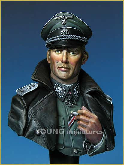 Young Miniatures WWII SS TOTENKOPF OFFICER WWII  1/10 Bust Resin YM1811 BUST