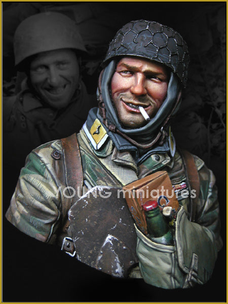 Young Miniatures German Fallschirmjager Ardennes 1944  1/10 Bust Resin YM1828 BUST