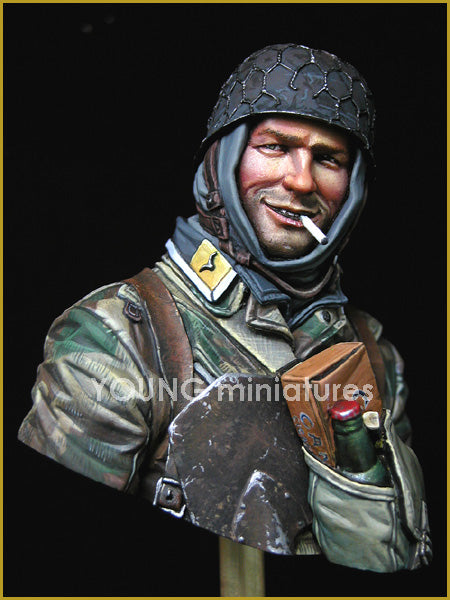 Young Miniatures German Fallschirmjager Ardennes 1944  1/10 Bust Resin YM1828 BUST