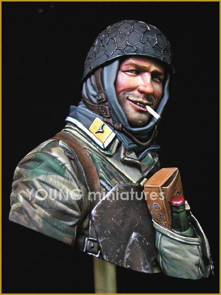 Young Miniatures German Fallschirmjager Ardennes 1944  1/10 Bust Resin YM1828 BUST