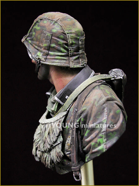 Young Miniatures German Waffen SS Battle of Kursk 1943  1/10 Bust Resin YM1840 BUST