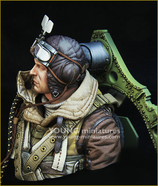 Young Miniatures RAF Spitfire Mk.l Pilot WWll  1/10 Bust Resin YM1868 BUST