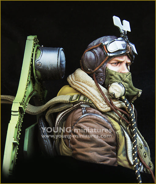 Young Miniatures RAF Spitfire Mk.l Pilot WWll  1/10 Bust Resin YM1868 BUST
