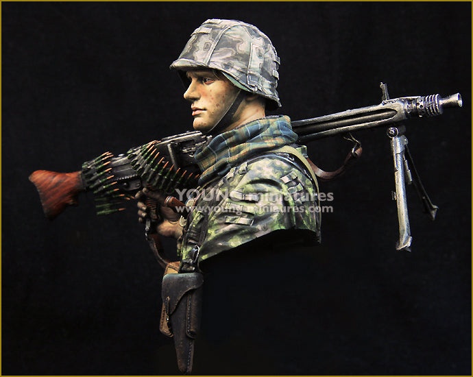 Young Miniatures Waffen SS Young Machine Gunner 1944  1/10 Bust Resin YM1869 BUST