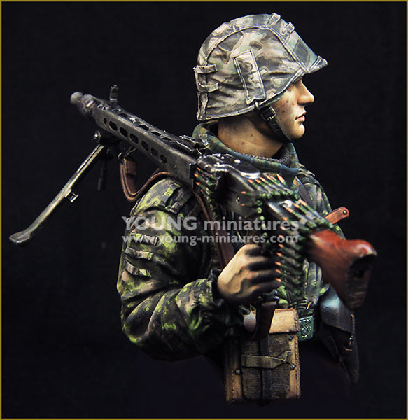 Young Miniatures Waffen SS Young Machine Gunner 1944  1/10 Bust Resin YM1869 BUST