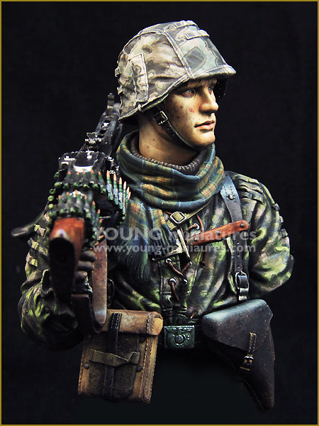 Young Miniatures Waffen SS Young Machine Gunner 1944  1/10 Bust Resin YM1869 BUST