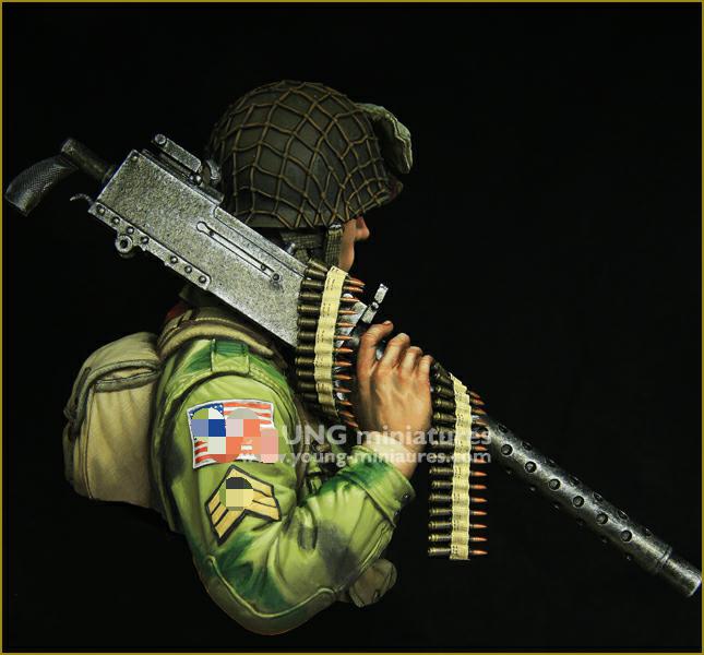 Young Miniatures WW2 US AIRBORNE with M1919  1/10 Bust Resin YM1873 BUST