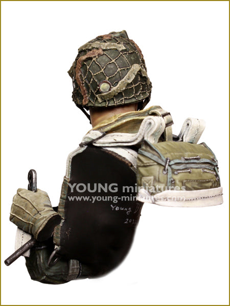 Young Miniatures US AIRBORNE NORMANDY 1944  1/10 Bust Resin YM1893 BUST